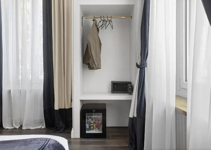 Ghr Navona בית הארחה 4*